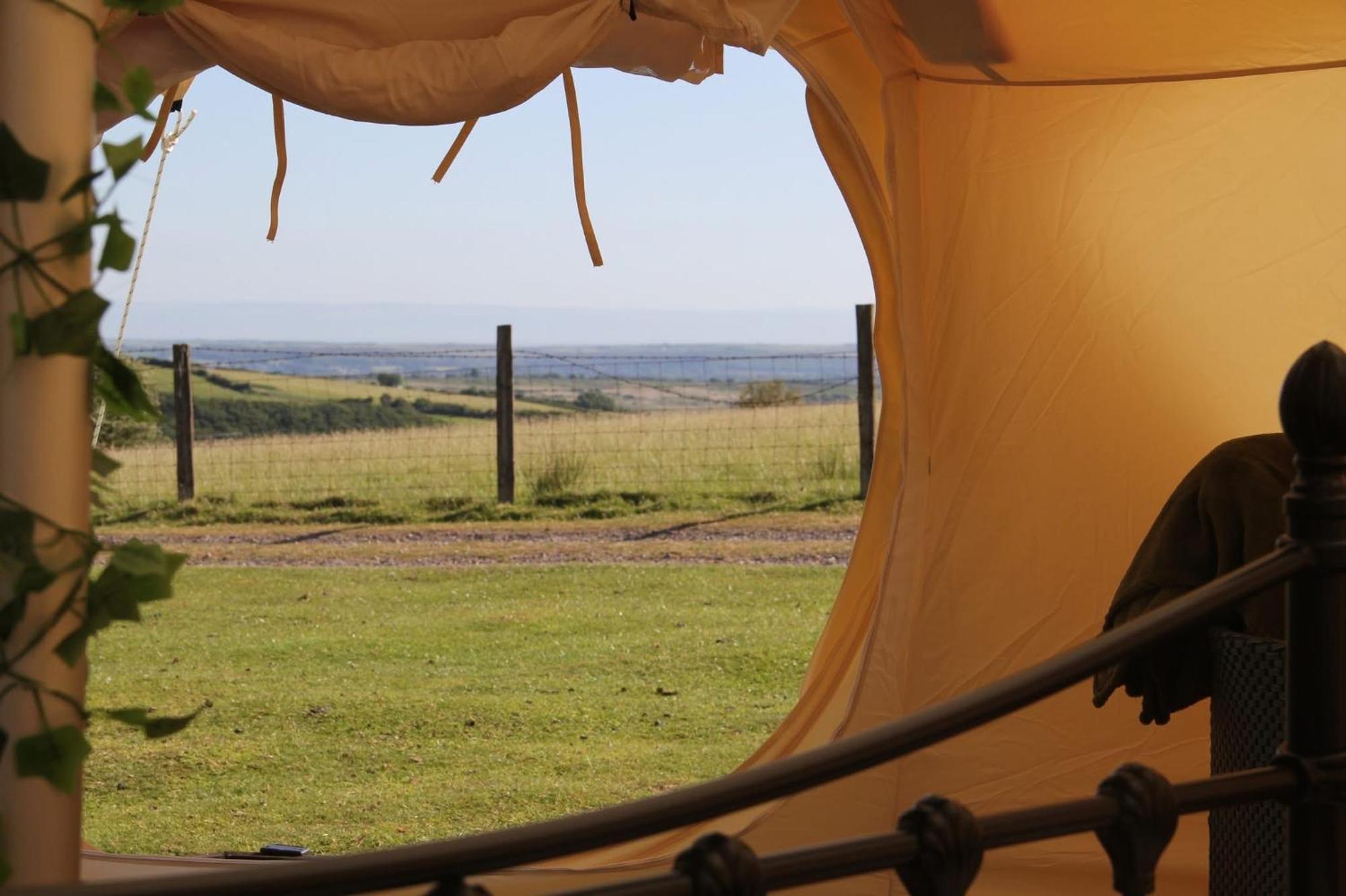 Tal-Y-Fan Farm 6M Stargazer Tent Брідженд Екстер'єр фото