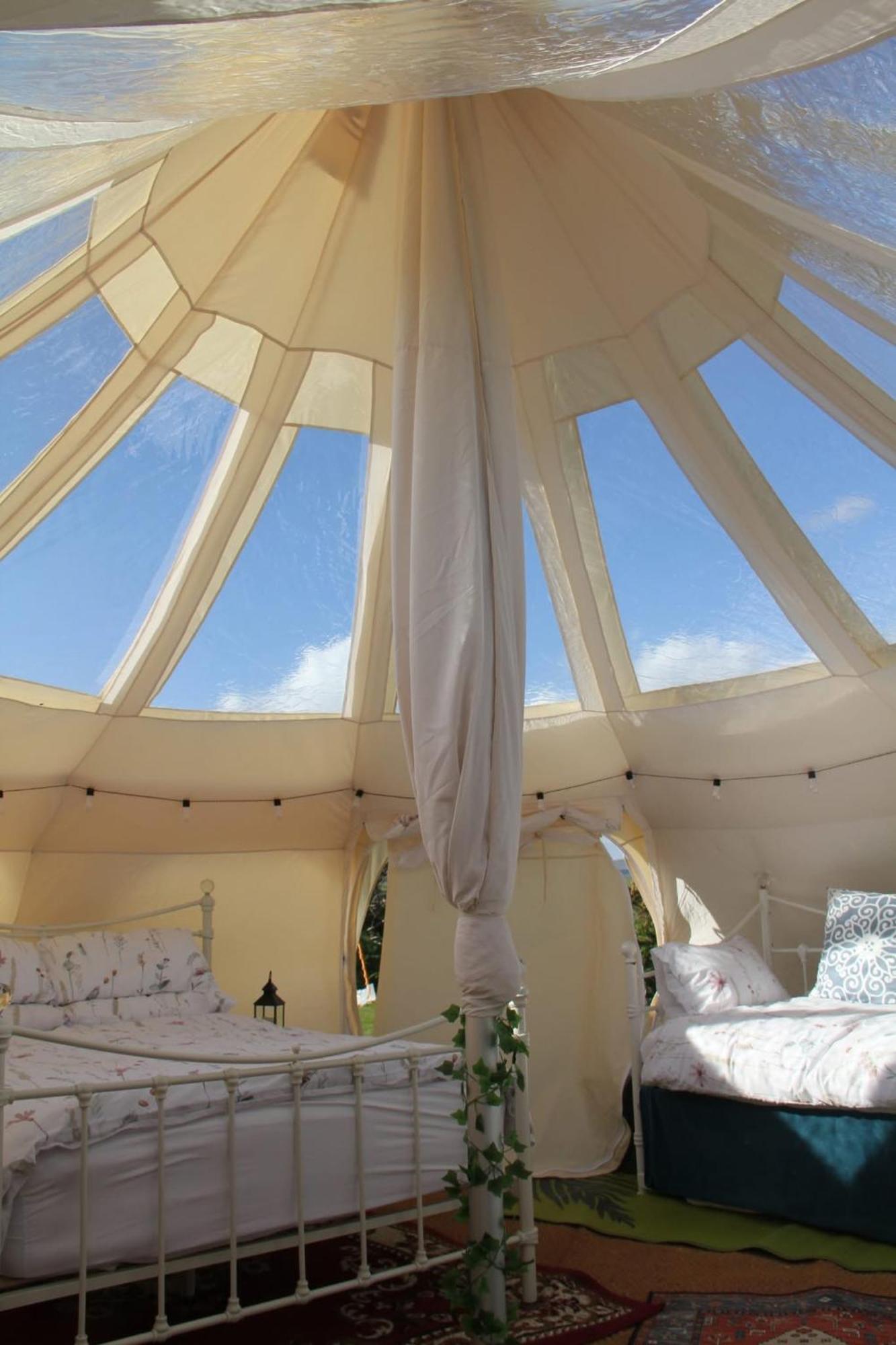 Tal-Y-Fan Farm 6M Stargazer Tent Брідженд Екстер'єр фото